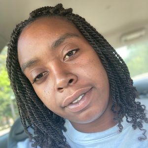 Meet your Posher, Natasha